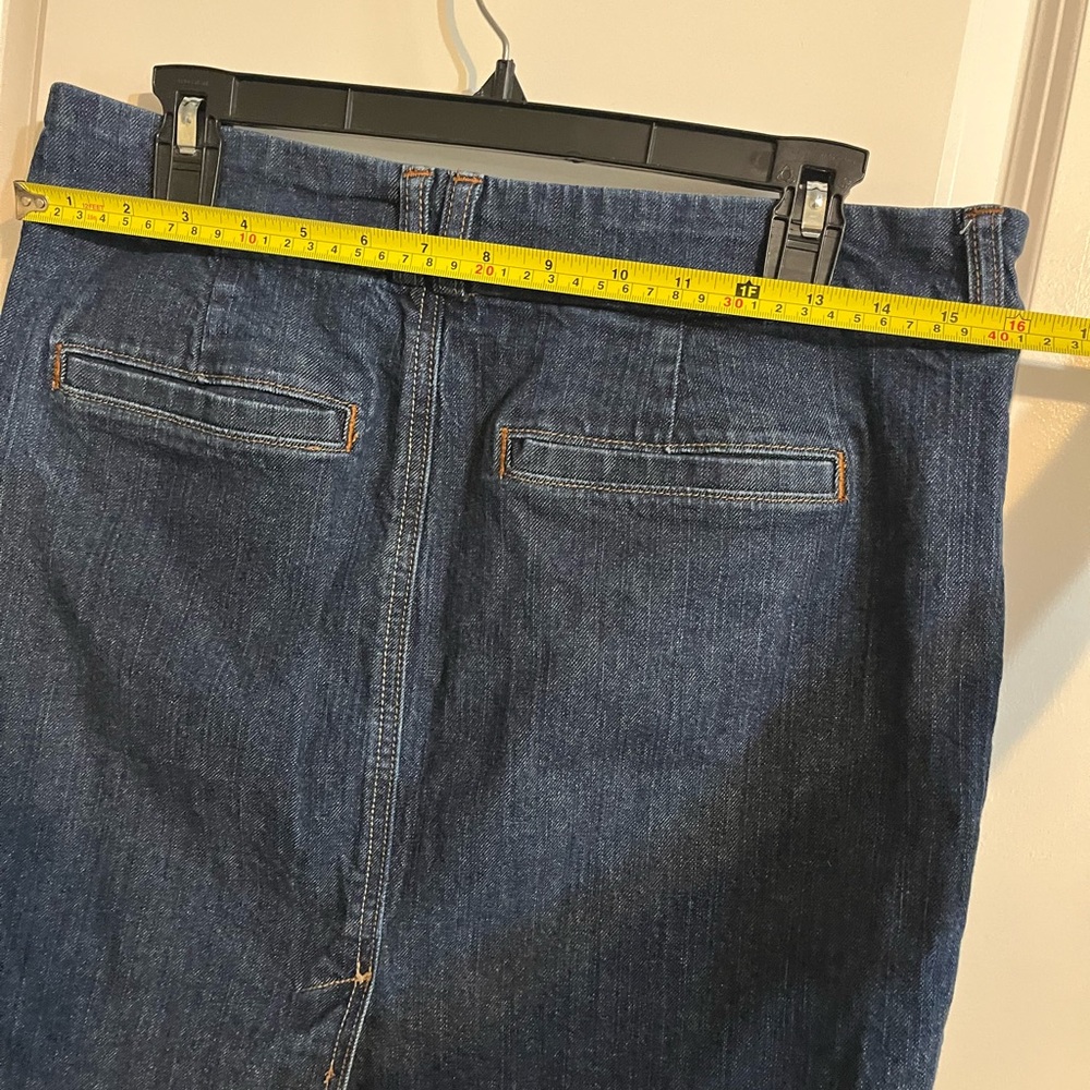 Old Navy Dark Blue Denim Skirt - Picture 4 of 6